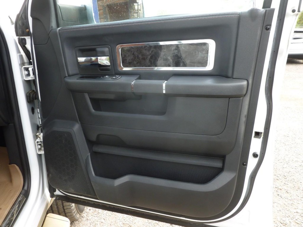 Ram 2500 Vehicle Image 22