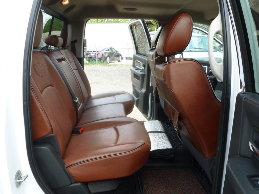 Ram 2500 Vehicle Image 24