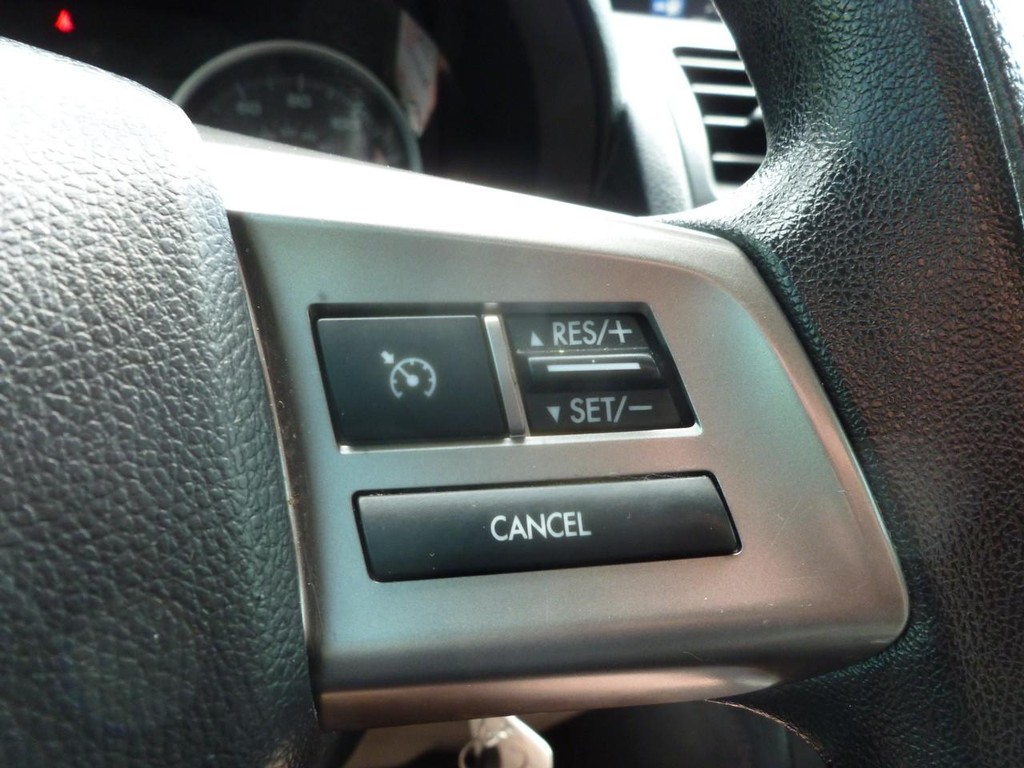 Subaru Forester Vehicle Full-screen Gallery Image 10