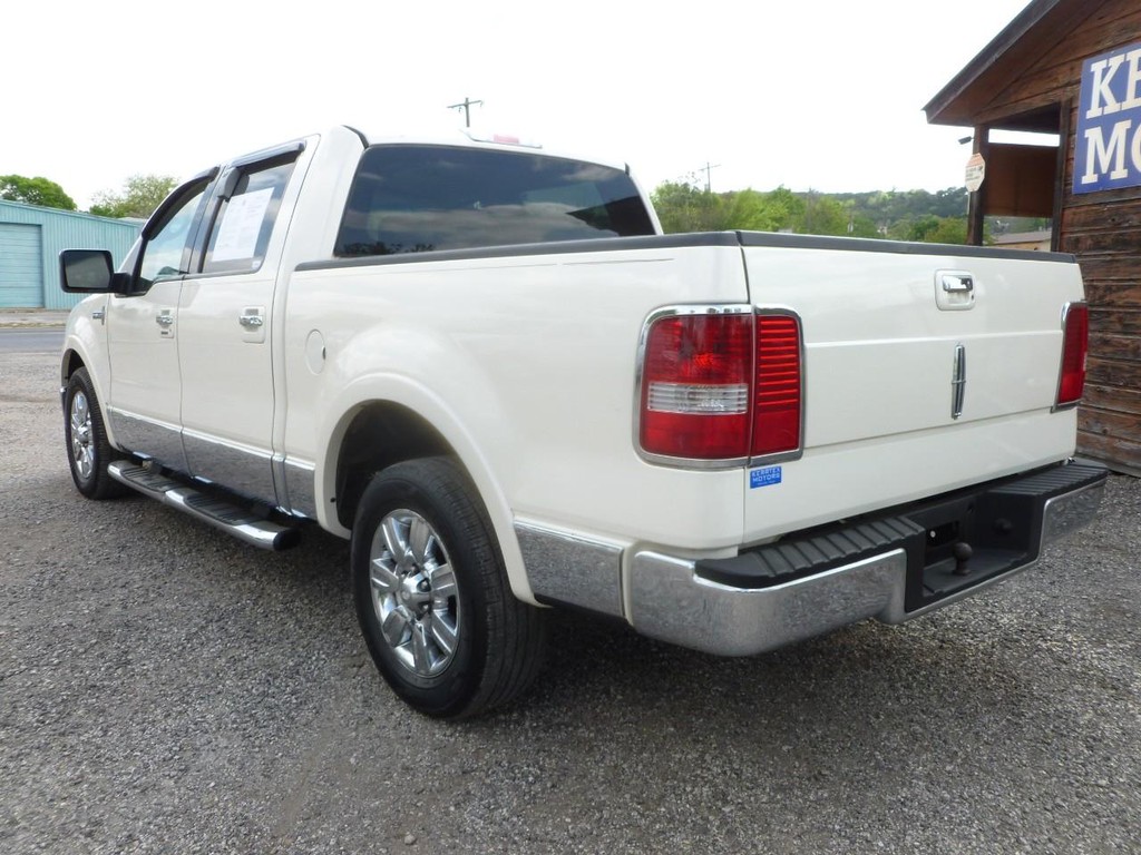 Lincoln Mark LT Vehicle Image 02