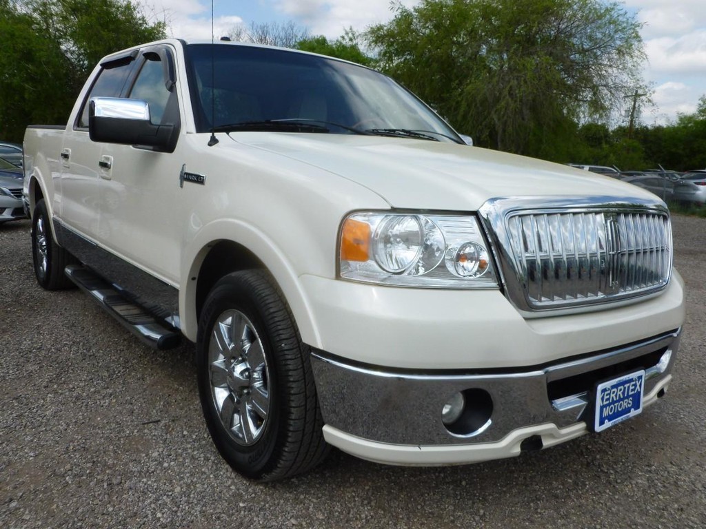 Lincoln Mark LT Vehicle Image 05