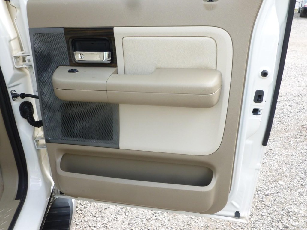 Lincoln Mark LT Vehicle Image 19