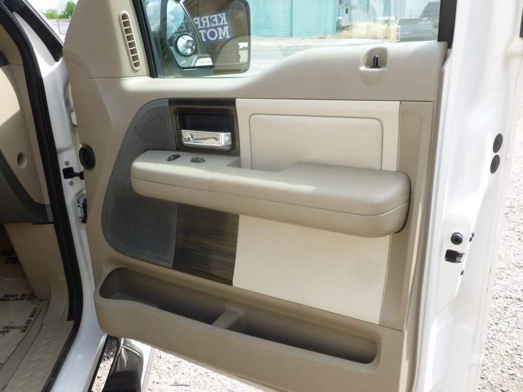 Lincoln Mark LT Vehicle Image 20