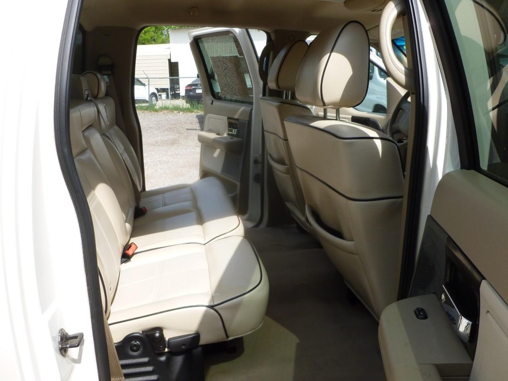 Lincoln Mark LT Vehicle Image 22