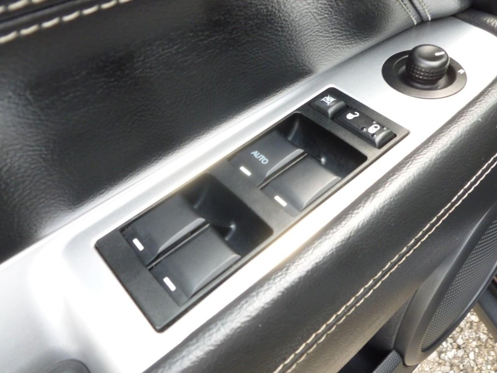 Jeep Compass Vehicle Image 09