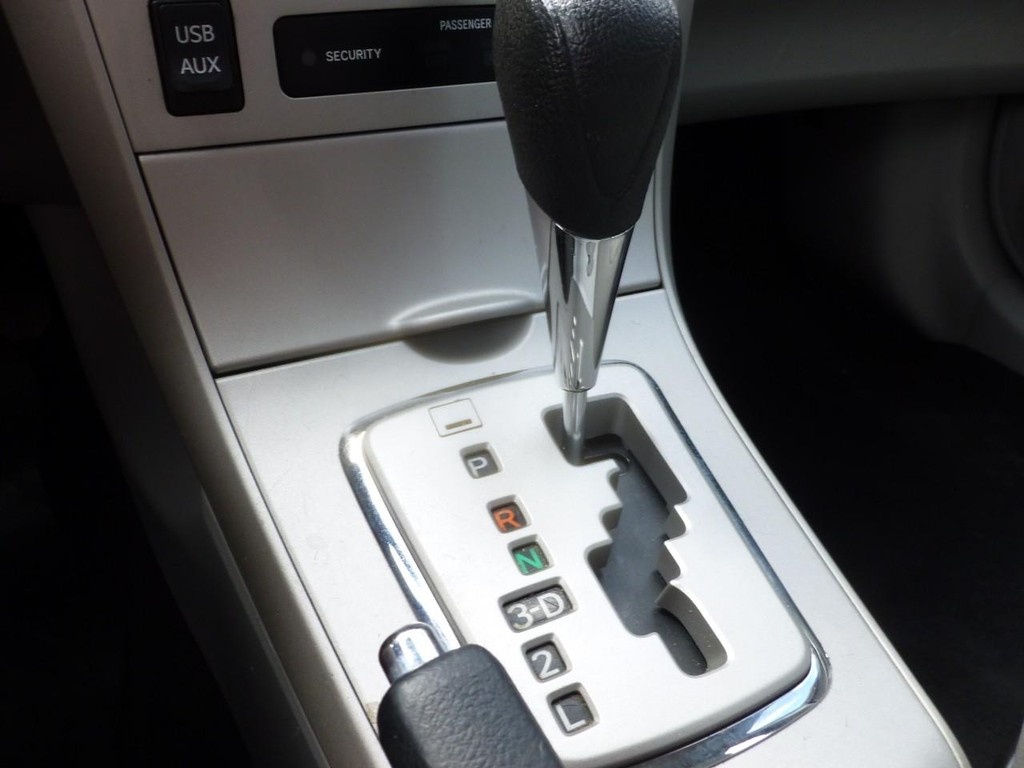 Toyota Corolla Vehicle Image 12