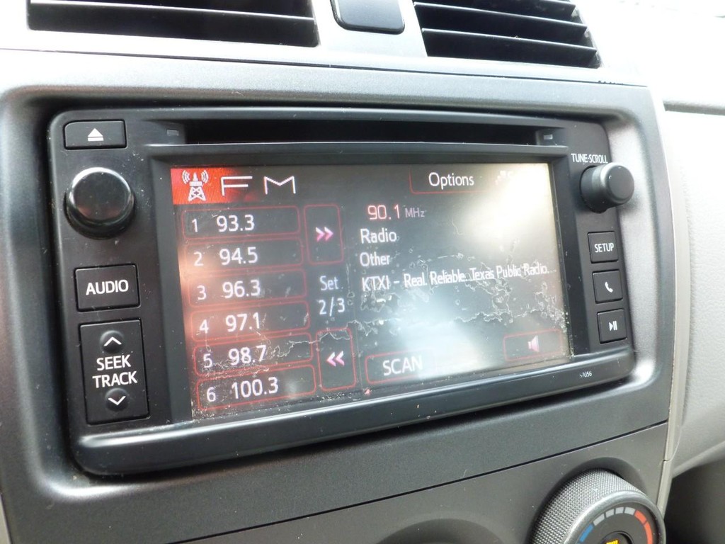 Toyota Corolla Vehicle Image 13