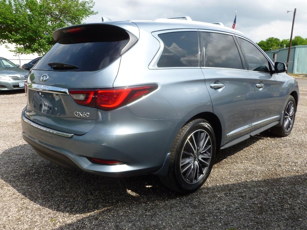 INFINITI QX60 Vehicle Image 03