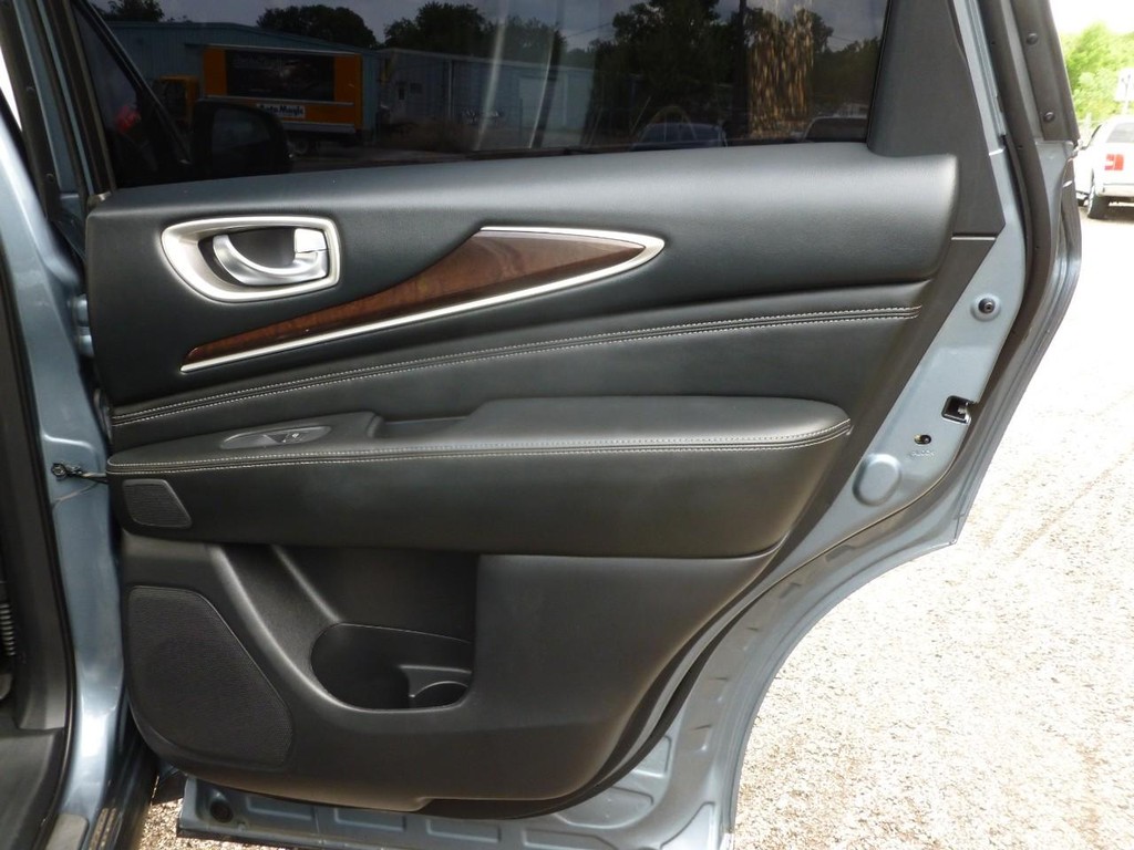 INFINITI QX60 Vehicle Image 23