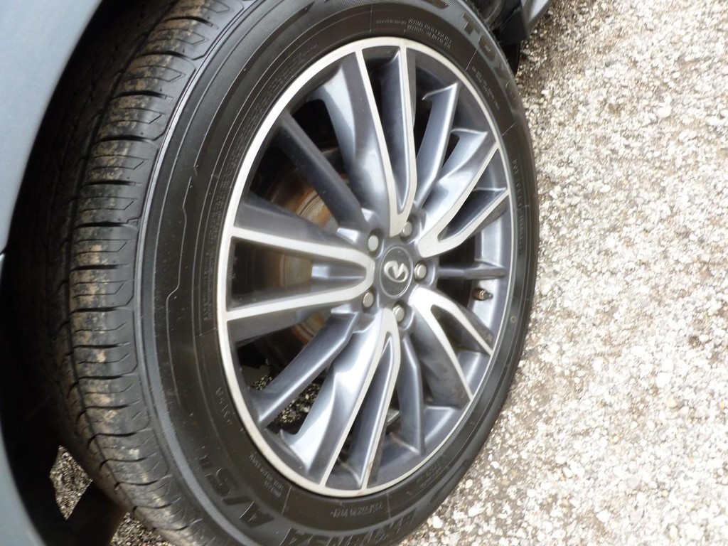 INFINITI QX60 Vehicle Image 28