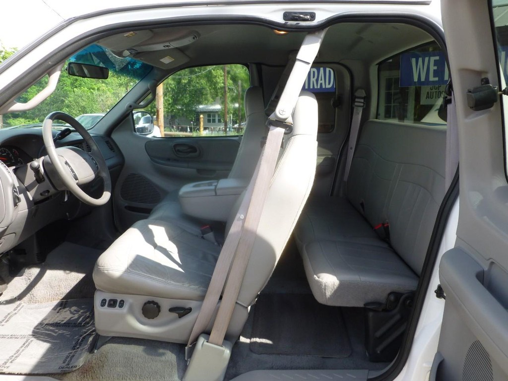 Ford F-150 Vehicle Image 06
