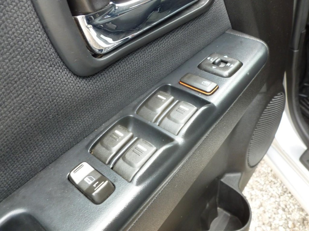 Chevrolet Colorado Vehicle Image 09