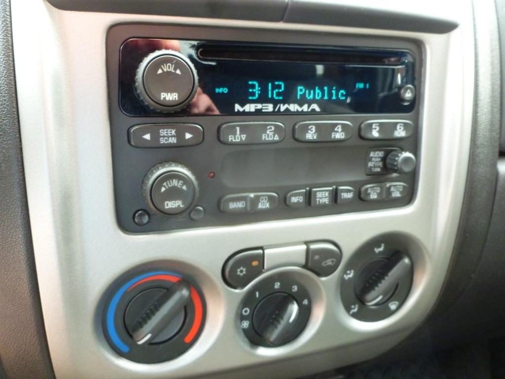 Chevrolet Colorado Vehicle Image 11