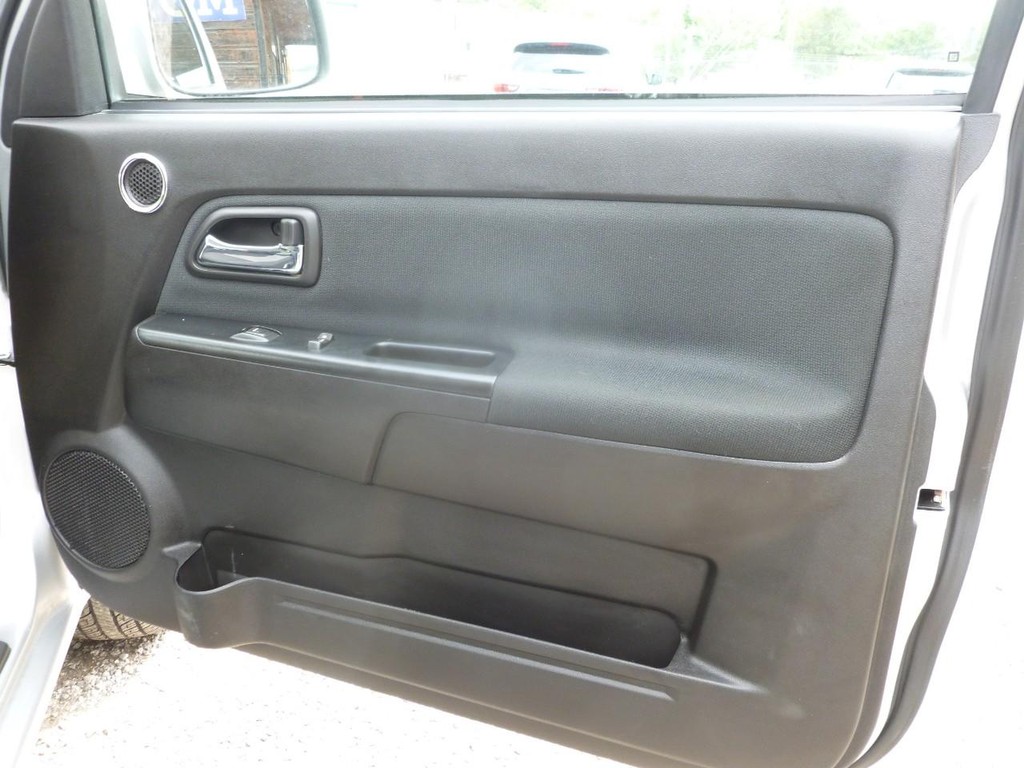 Chevrolet Colorado Vehicle Image 16