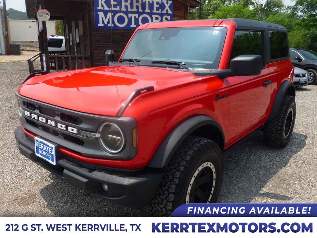 Ford Bronco Vehicle Full-screen Gallery Image 01