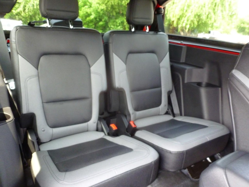 Ford Bronco Vehicle Full-screen Gallery Image 20