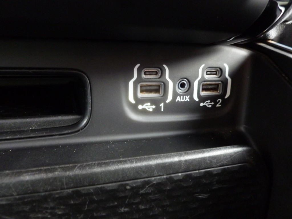 Ram 1500 Vehicle Image 17