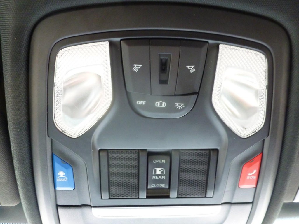 Ram 1500 Vehicle Image 20