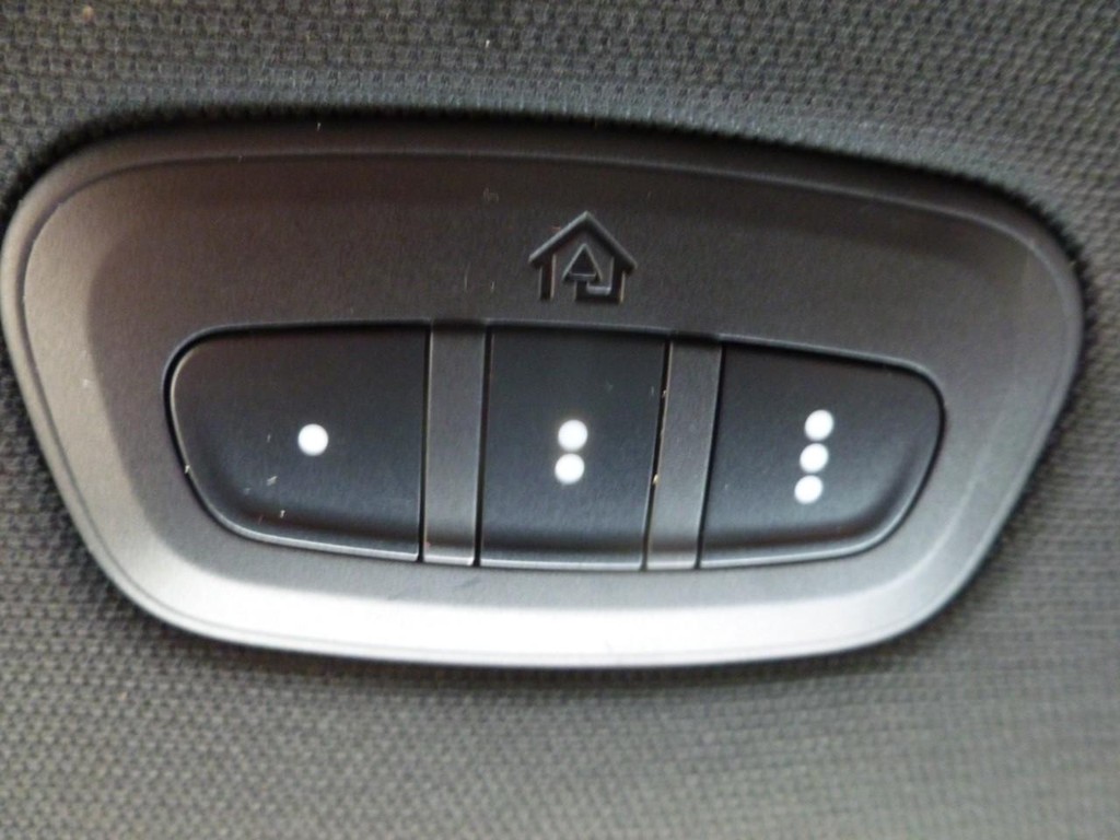 Ram 1500 Vehicle Image 24