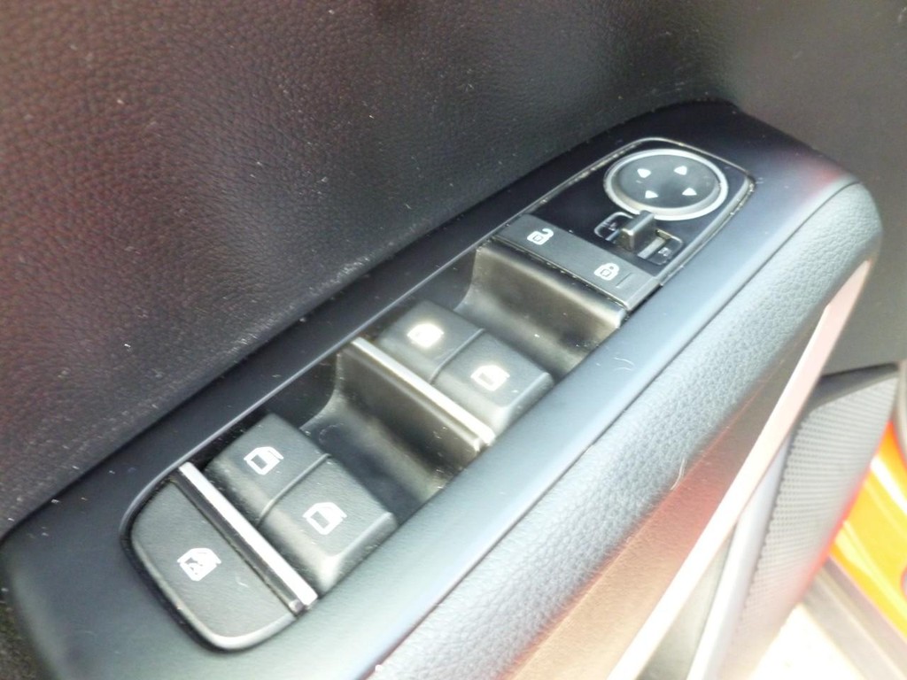 Kia Soul Vehicle Full-screen Gallery Image 08