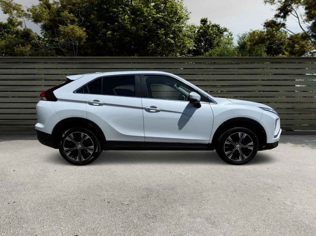 Mitsubishi Eclipse Cross Vehicle Image 07