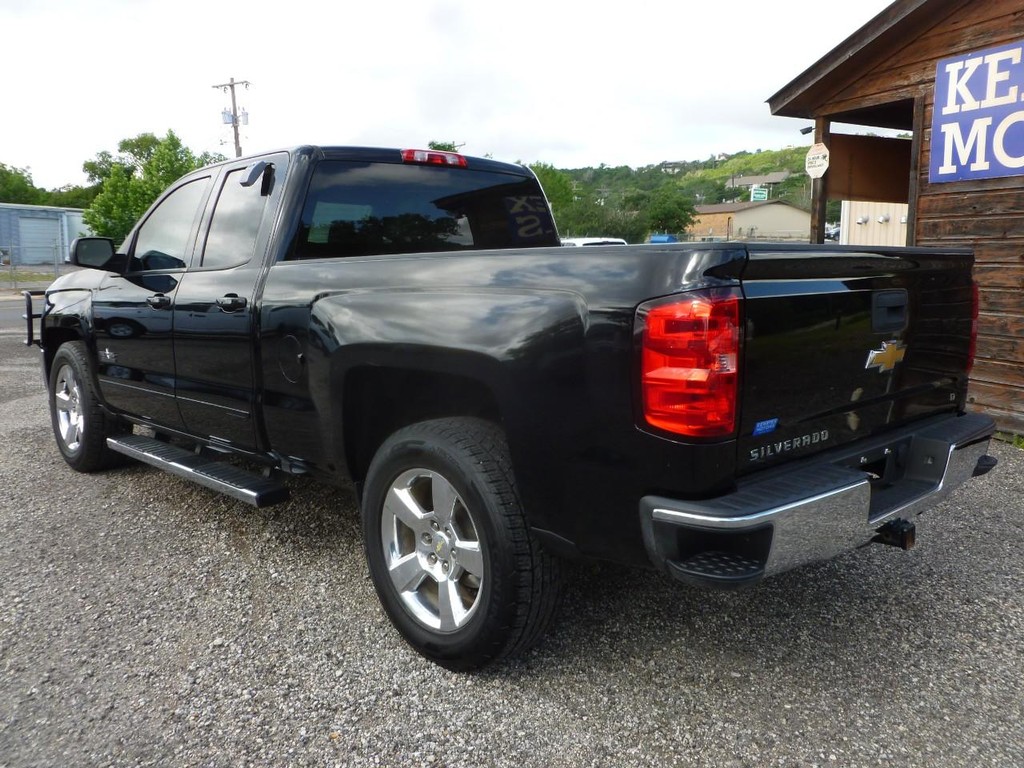 Chevrolet Silverado 1500 Vehicle Full-screen Gallery Image 02
