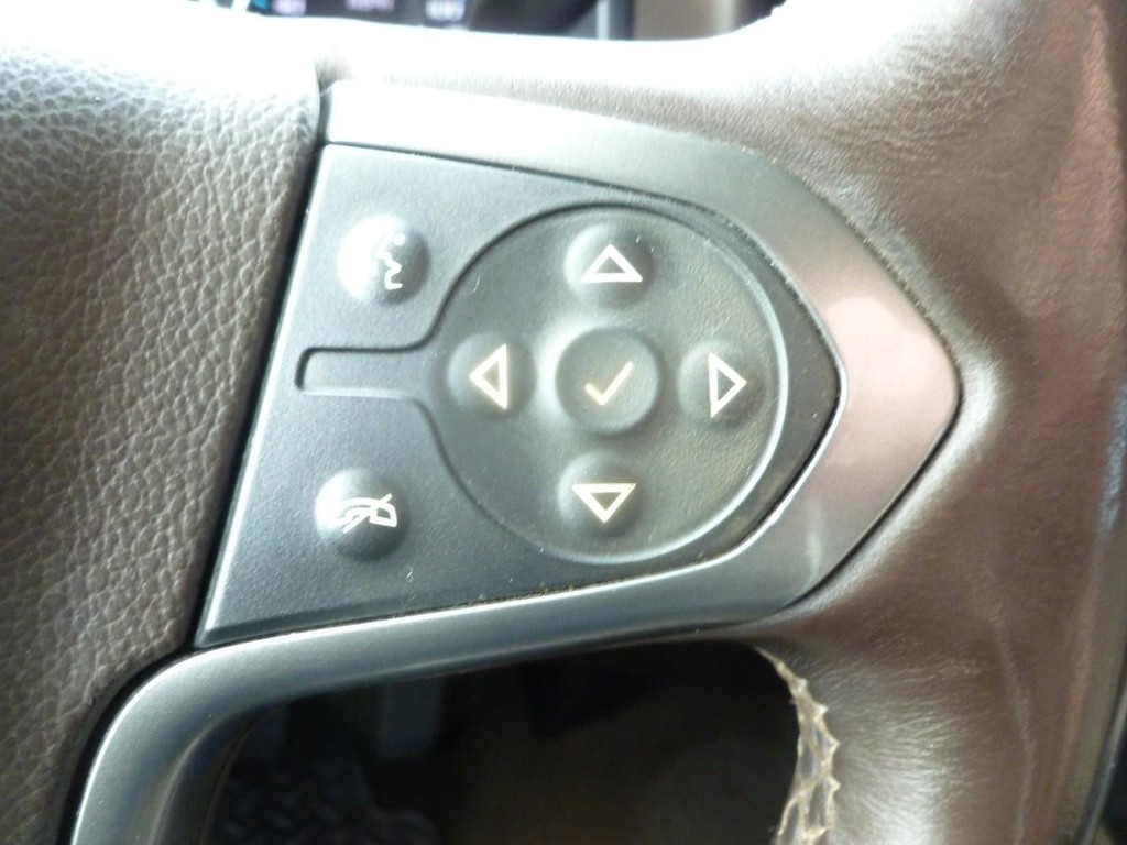 Chevrolet Silverado 1500 Vehicle Full-screen Gallery Image 11
