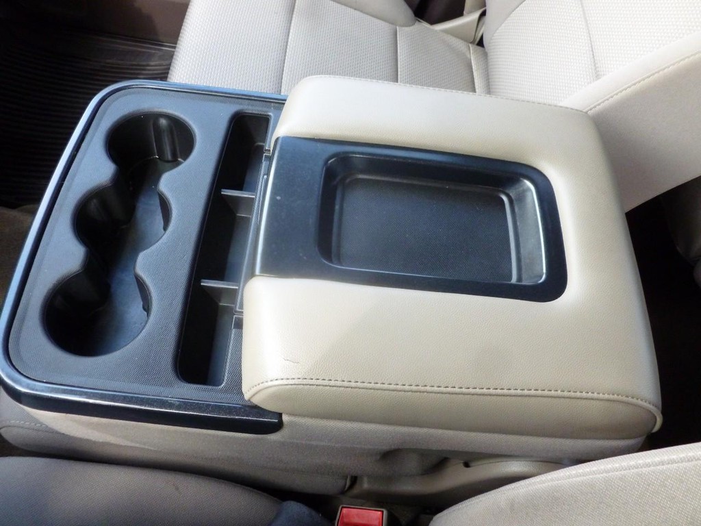 Chevrolet Silverado 1500 Vehicle Full-screen Gallery Image 14