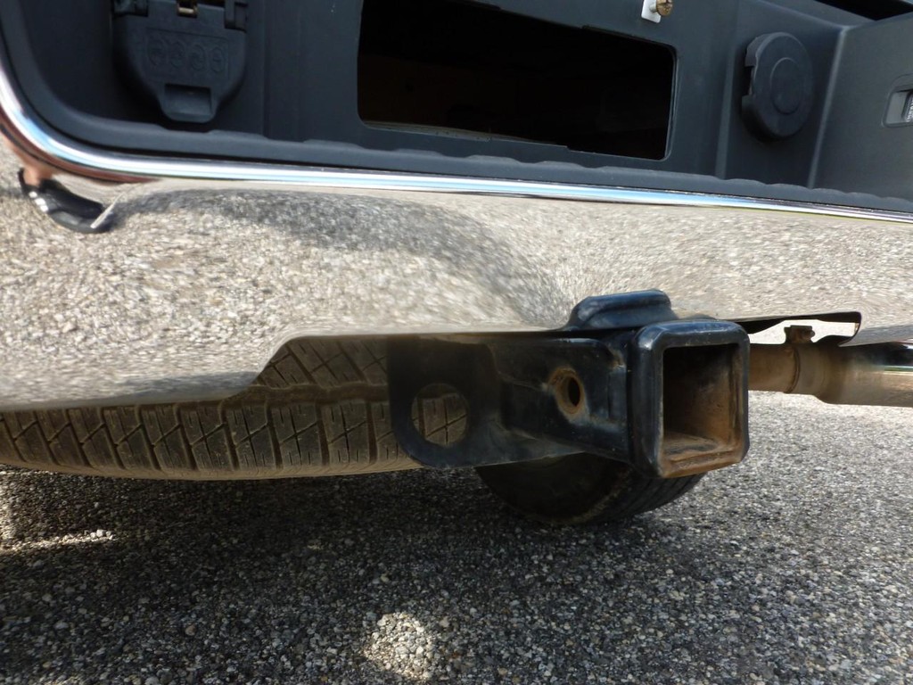 Chevrolet Silverado 1500 Vehicle Full-screen Gallery Image 24