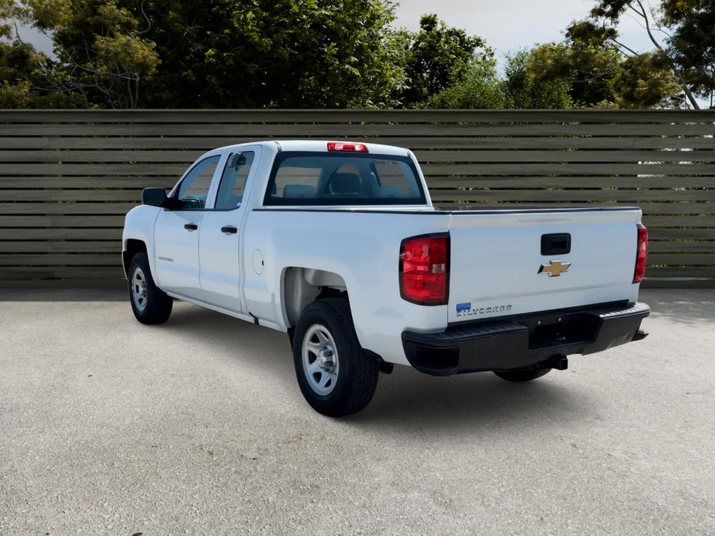 Chevrolet Silverado 1500 Vehicle Full-screen Gallery Image 03