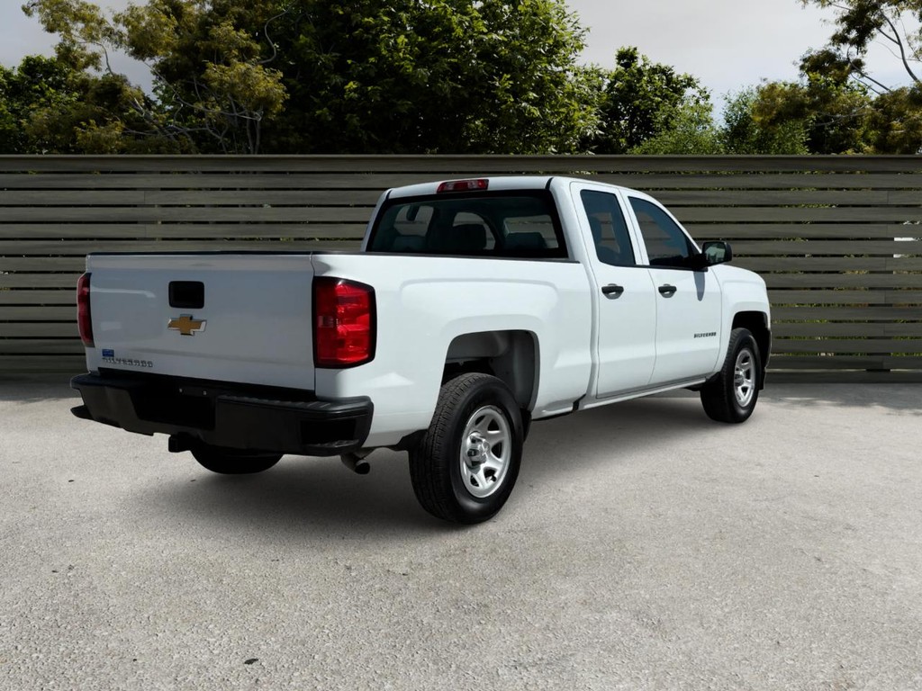 Chevrolet Silverado 1500 Vehicle Full-screen Gallery Image 05