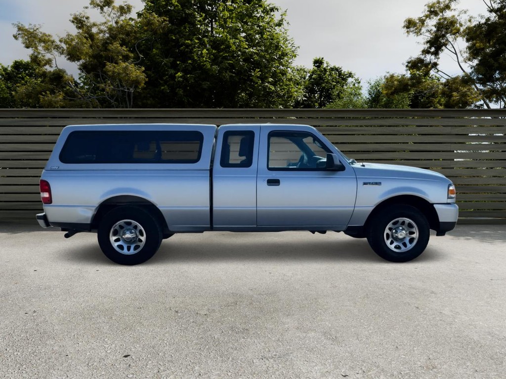 Ford Ranger Vehicle Full-screen Gallery Image 04