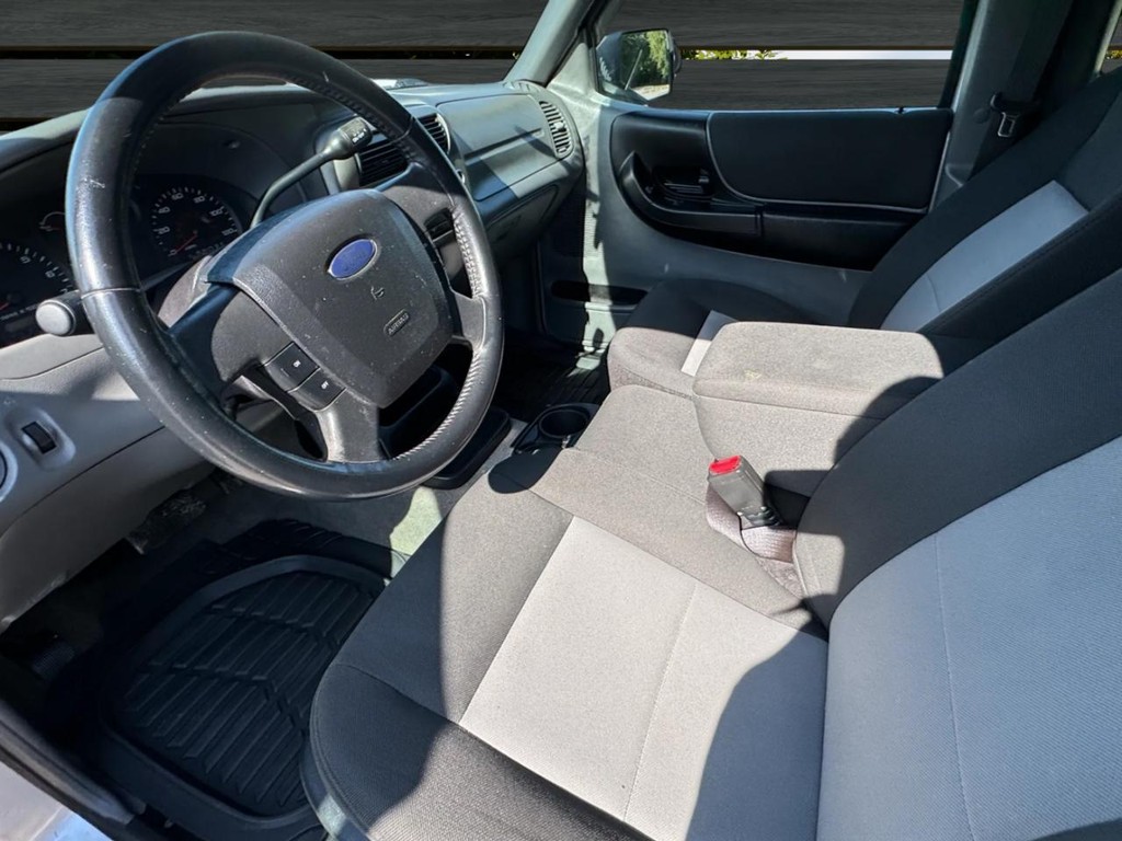 Ford Ranger Vehicle Full-screen Gallery Image 09