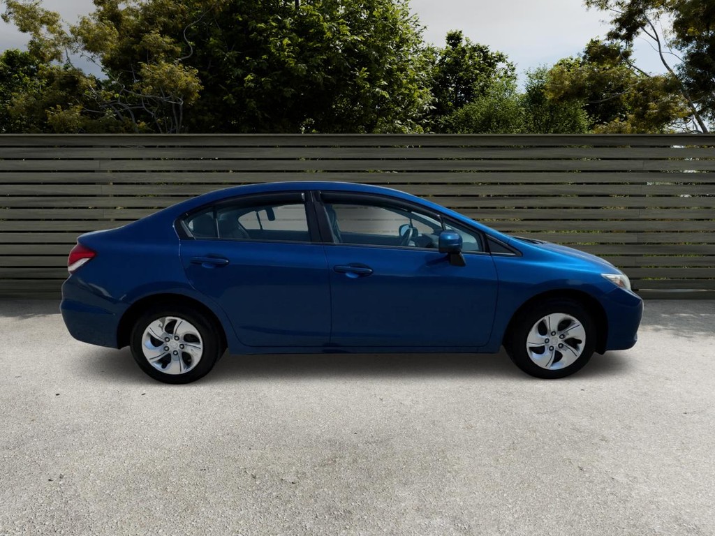 Honda Civic Sedan Vehicle Full-screen Gallery Image 04