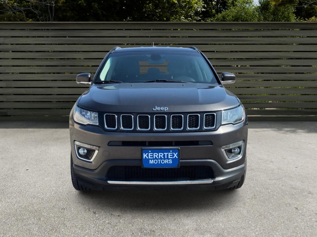 Jeep Compass Vehicle Full-screen Gallery Image 02