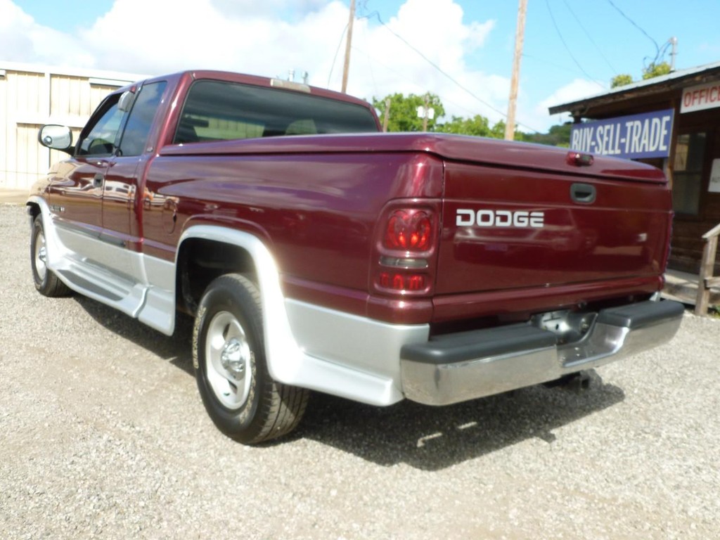 Dodge Ram 1500 Vehicle Image 02