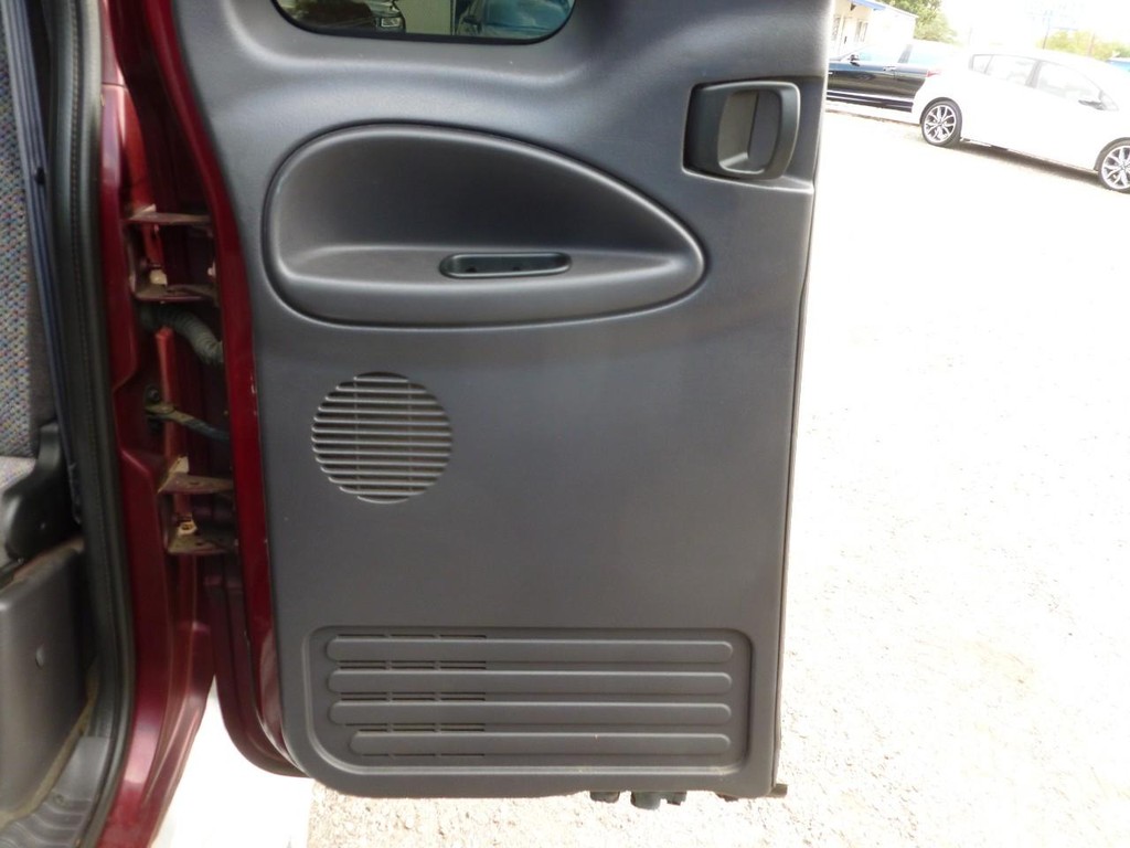 Dodge Ram 1500 Vehicle Image 15