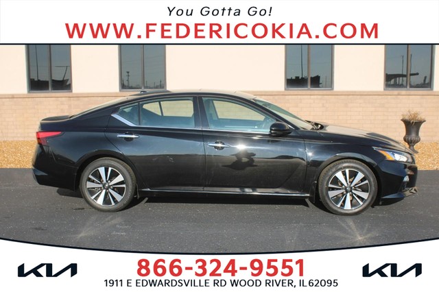 2020 Nissan Altima 2.5 SL at Federico Kia in Wood River IL