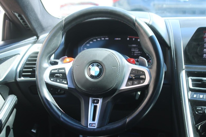 BMW M8 Vehicle Full-screen Gallery Image 11