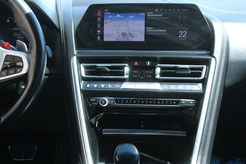 BMW M8 Vehicle Full-screen Gallery Image 12