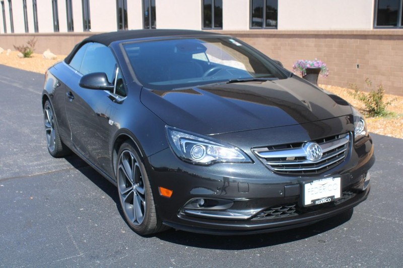 Buick Cascada Vehicle Full-screen Gallery Image 02
