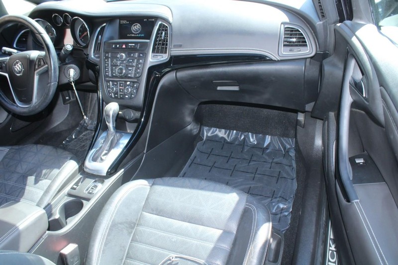 Buick Cascada Vehicle Full-screen Gallery Image 10