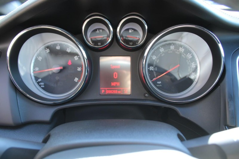 Buick Cascada Vehicle Full-screen Gallery Image 15