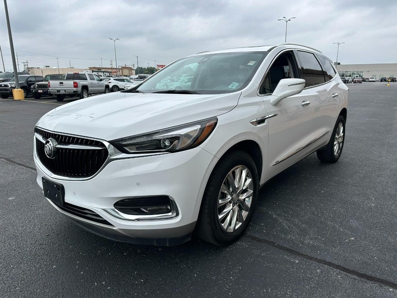 Buick Enclave Vehicle Full-screen Gallery Image 08