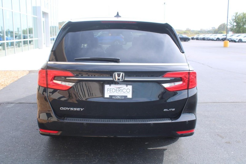 Honda Odyssey Vehicle Full-screen Gallery Image 04