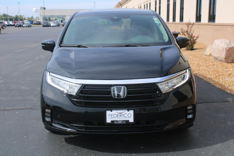 Honda Odyssey Vehicle Full-screen Gallery Image 08