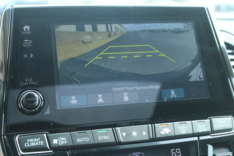 Honda Odyssey Vehicle Full-screen Gallery Image 20