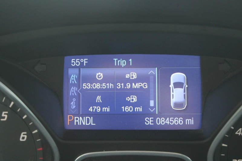 Ford Focus Vehicle Full-screen Gallery Image 18