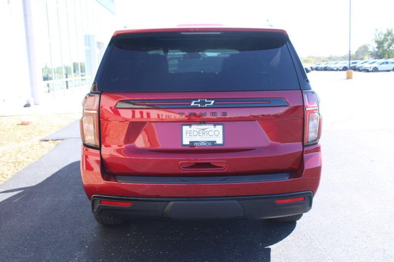 Chevrolet Tahoe Vehicle Full-screen Gallery Image 04