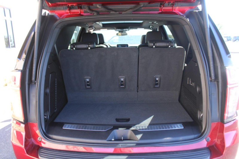 Chevrolet Tahoe Vehicle Full-screen Gallery Image 06